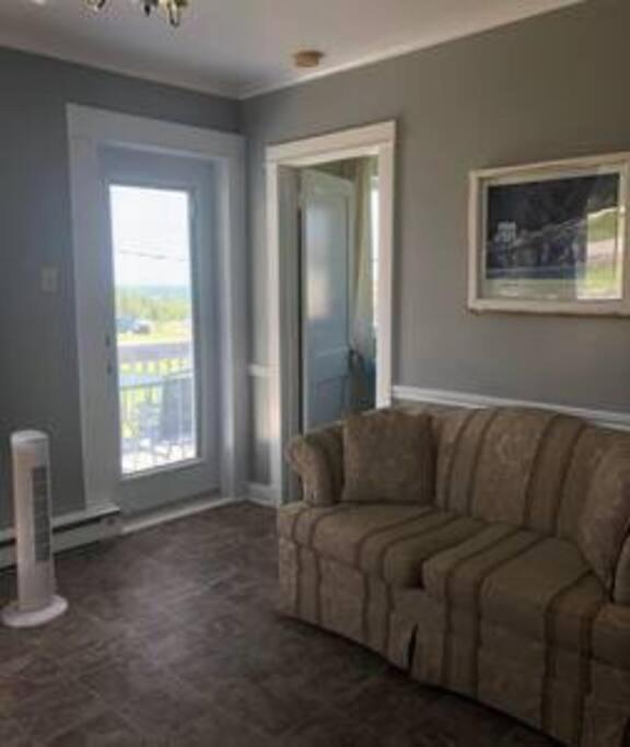 Experience Tranquility Cricket Field Offers Charming Retreat In Twillingatate Villa Twillingate Exterior photo